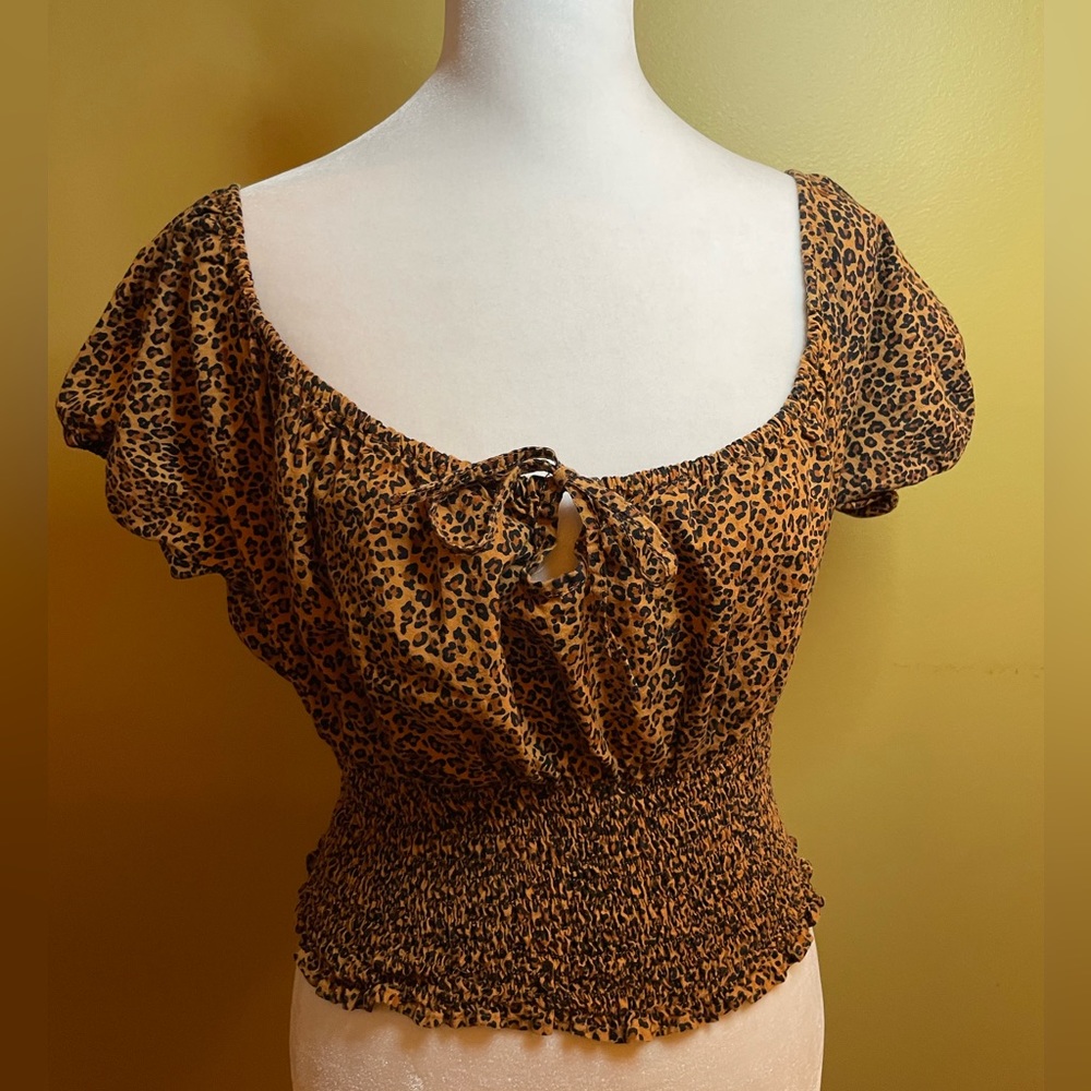 RETRO Leopard Print Crop Top - S